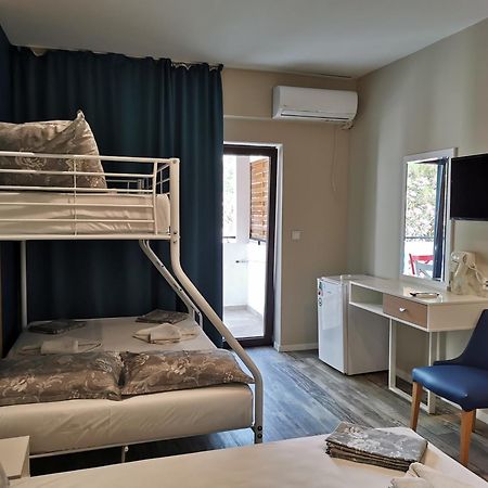 Admiral Studios Потос Екстер'єр фото